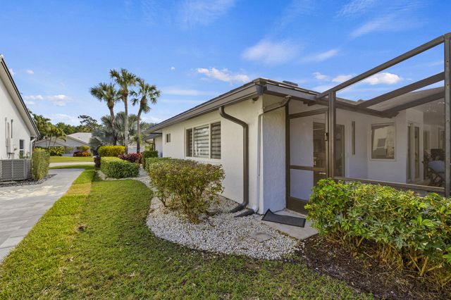 10603 Boca Woods Lane, Boca Raton, FL 33428