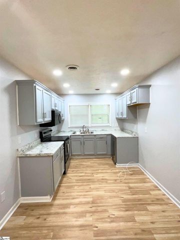 5 Cavendish Circle, Taylors, SC 29687