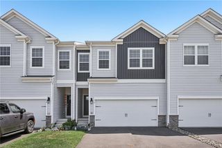 76 Fonthill Court, Richland Twp, PA 18951