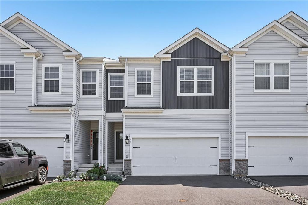 76 Fonthill Court, Richland Twp, PA 18951