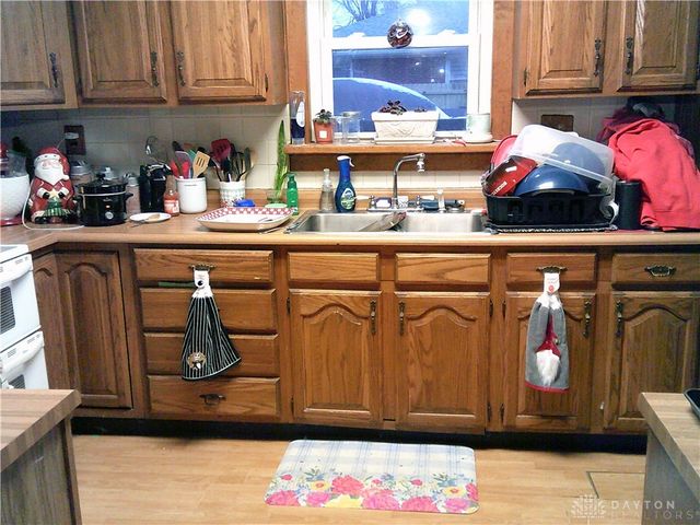 115 N Wolf Creek Street, Brookville, OH 45309