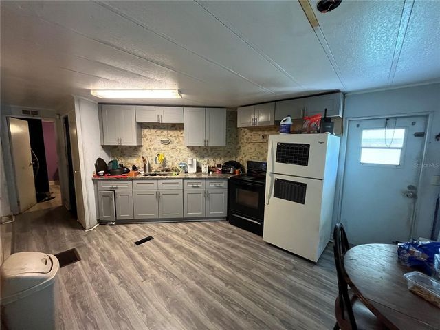 5974 FOXHOLLOW DRIVE, Winter Haven, FL 33884