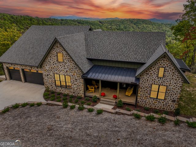 1095 Rabun Bluffs Drive, Lakemont, GA 30552