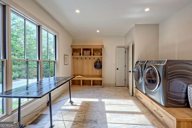 1095 Rabun Bluffs Drive, Lakemont, GA 30552