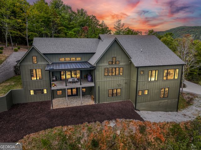 1095 Rabun Bluffs Drive, Lakemont, GA 30552