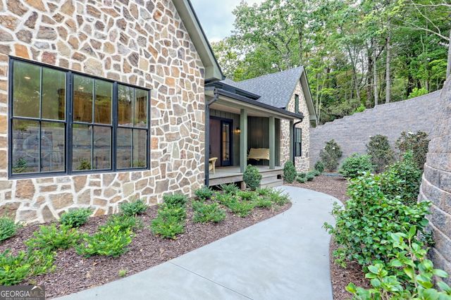 1095 Rabun Bluffs Drive, Lakemont, GA 30552