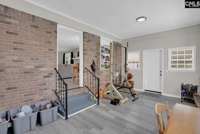 1935 Valley View, West Columbia, SC 29169