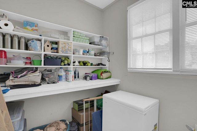 1935 Valley View, West Columbia, SC 29169