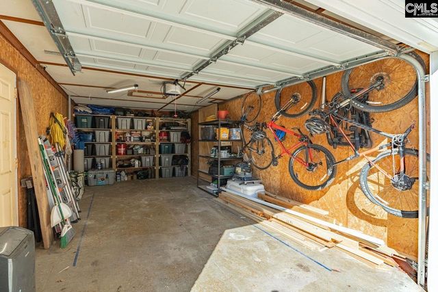 1935 Valley View, West Columbia, SC 29169