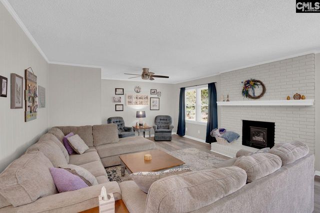 1935 Valley View, West Columbia, SC 29169