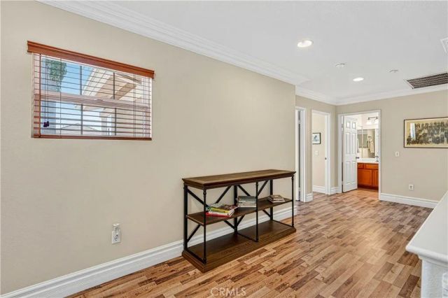 21803 Delany Lane, Canoga Park, CA 91304