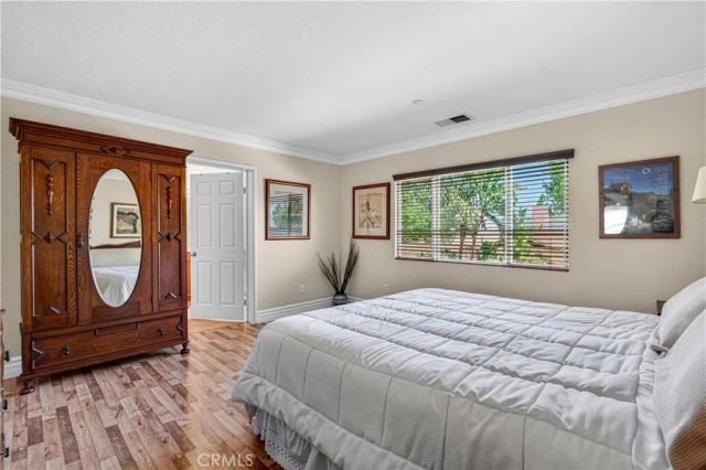 21803 Delany Lane, Canoga Park, CA 91304