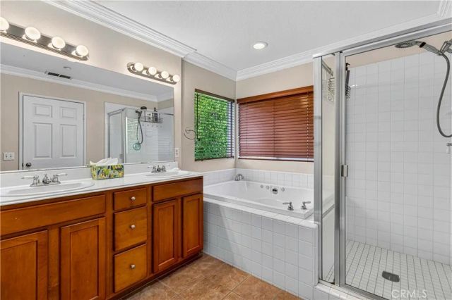 21803 Delany Lane, Canoga Park, CA 91304