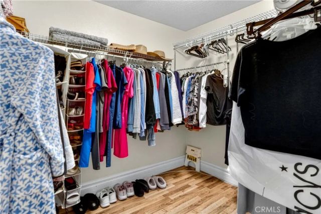 21803 Delany Lane, Canoga Park, CA 91304