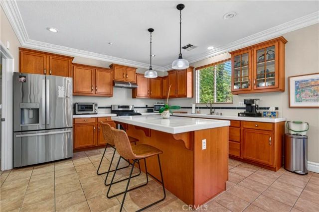 21803 Delany Lane, Canoga Park, CA 91304