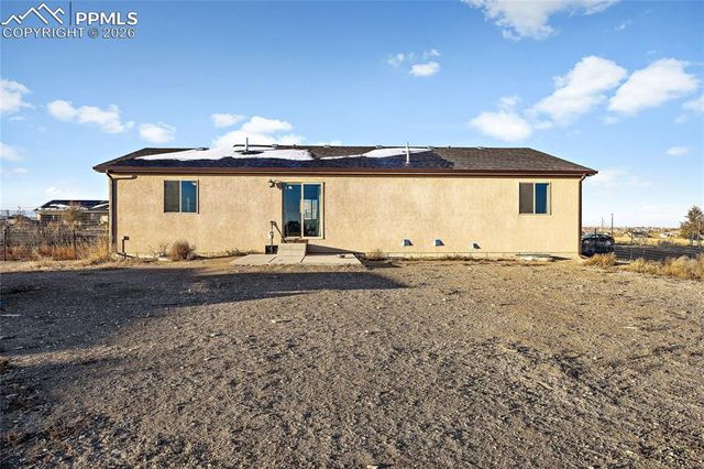 946 E Walden Drive, Pueblo West, CO 81007