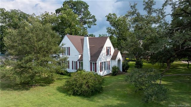 710 N Cutting Avenue, Jennings, LA 70546