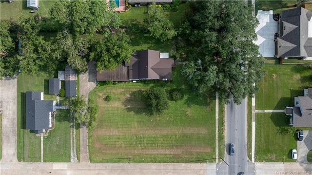 710 N Cutting Avenue, Jennings, LA 70546