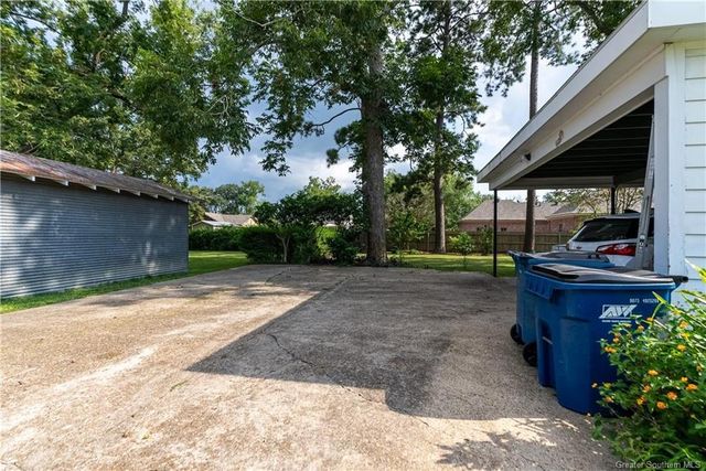 710 N Cutting Avenue, Jennings, LA 70546