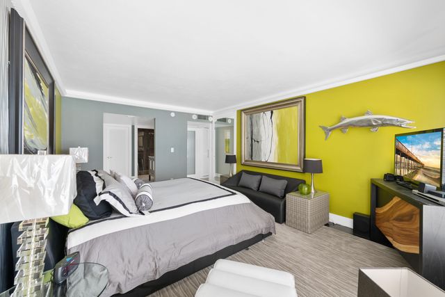 3750 GALT OCEAN Drive 101, Fort Lauderdale, FL 33308