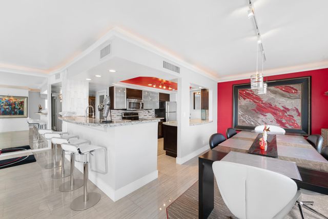 3750 GALT OCEAN Drive 101, Fort Lauderdale, FL 33308