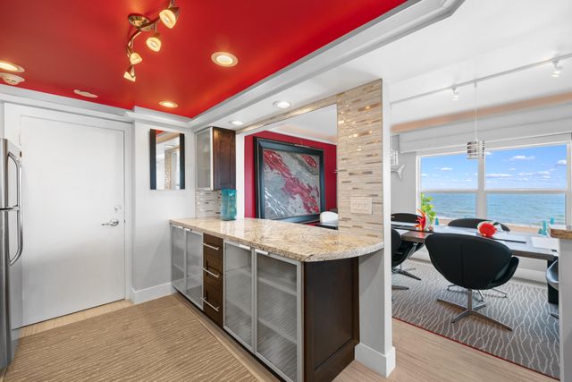 3750 GALT OCEAN Drive 101, Fort Lauderdale, FL 33308