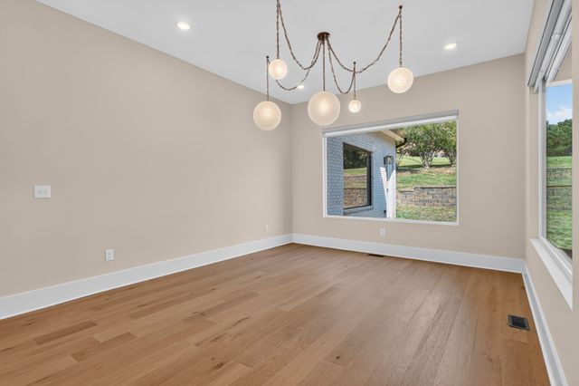123 Glen Leven Way, Hendersonville, TN 37075