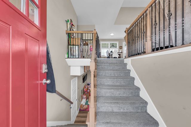 1045 Whitney Dr, Clarksville, TN 37042