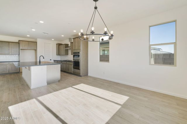15691 W MERCER Lane, Surprise, AZ 85379