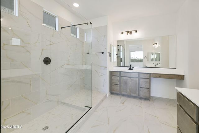 15691 W MERCER Lane, Surprise, AZ 85379