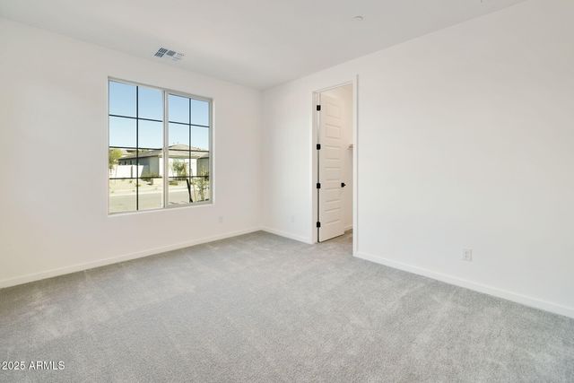 15691 W MERCER Lane, Surprise, AZ 85379