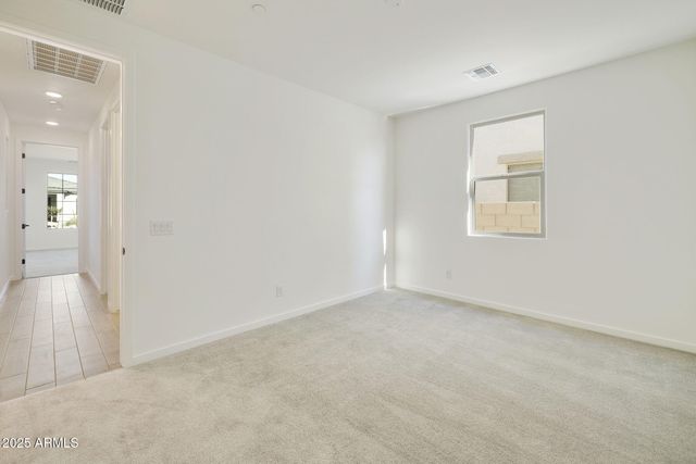 15691 W MERCER Lane, Surprise, AZ 85379