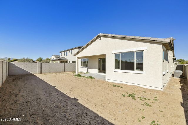 15691 W MERCER Lane, Surprise, AZ 85379