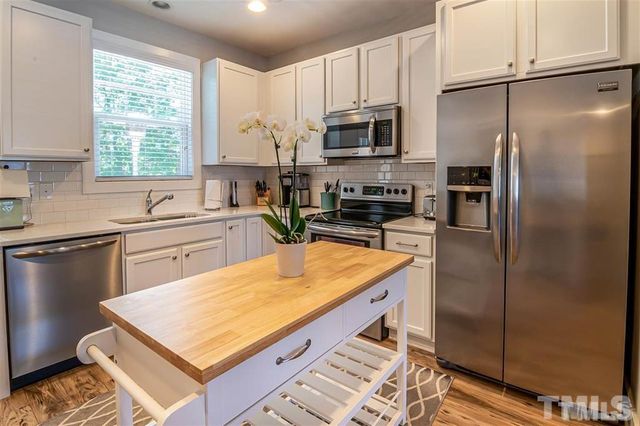 2800 Bedford Green Drive 106, Raleigh, NC 27604