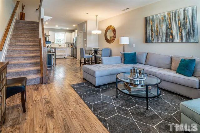 2800 Bedford Green Drive 106, Raleigh, NC 27604