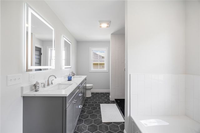 212 St Louis Avenue, Woonsocket, RI 02895