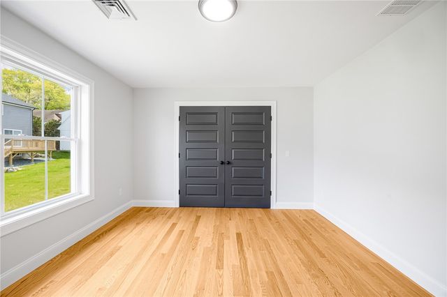 212 St Louis Avenue, Woonsocket, RI 02895