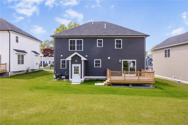 212 St Louis Avenue, Woonsocket, RI 02895