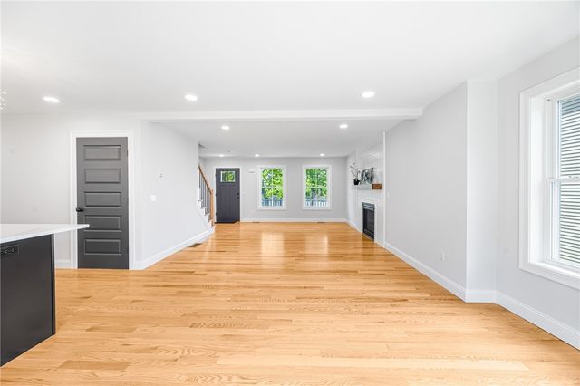 212 St Louis Avenue, Woonsocket, RI 02895