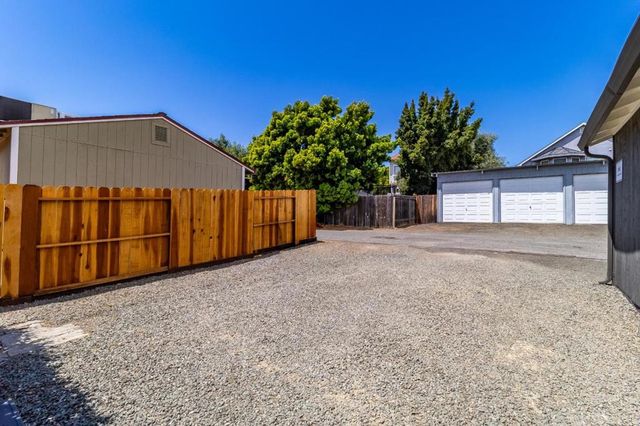 843 W I Street, Benicia, CA 94510