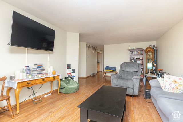 2235 W SUNNYSIDE DR, Cedar City, UT 84720