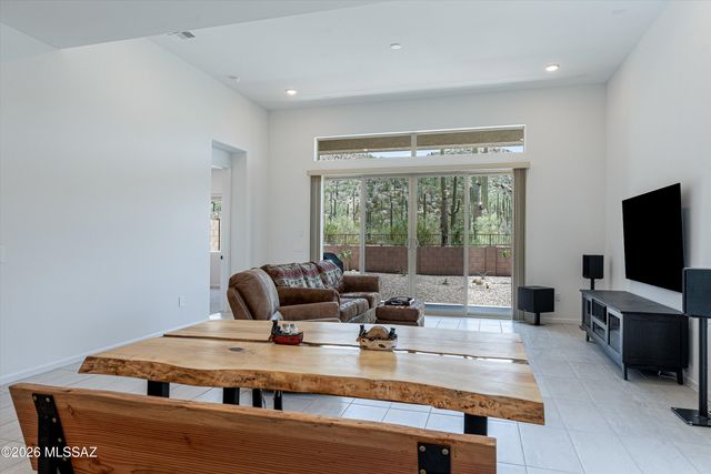 7536 W Janusia Lane, Marana, AZ 85658