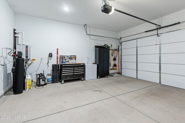 7536 W Janusia Lane, Marana, AZ 85658