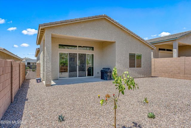 7536 W Janusia Lane, Marana, AZ 85658