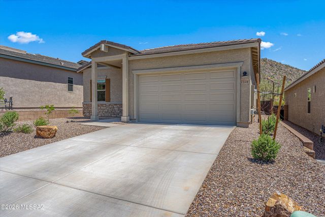 7536 W Janusia Lane, Marana, AZ 85658