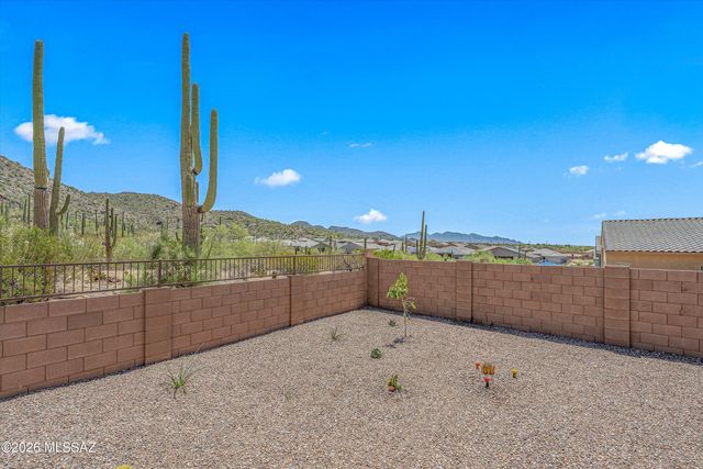 7536 W Janusia Lane, Marana, AZ 85658