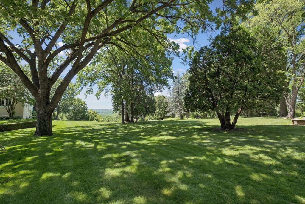 1835 Hunter Lane, Mendota Heights, MN 55118 — photo 4