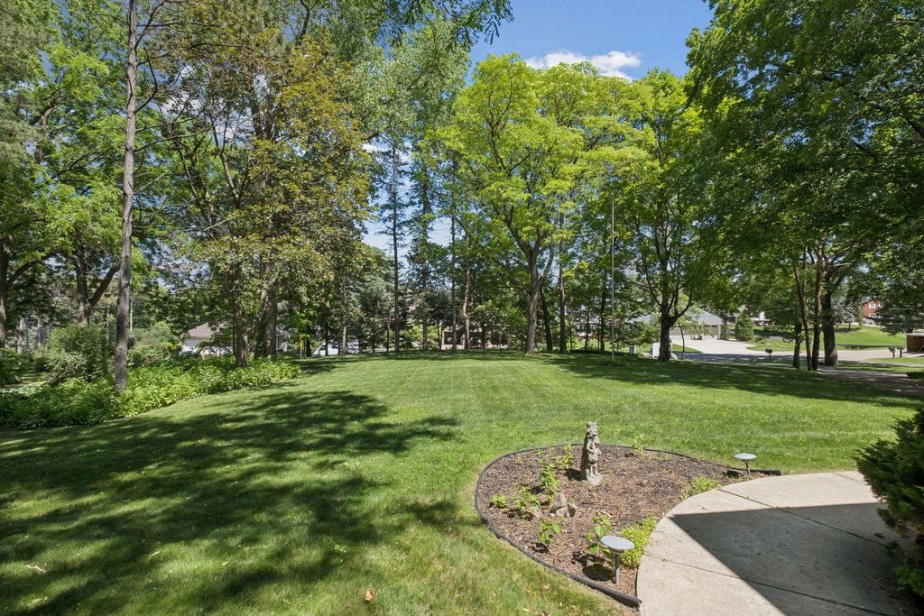 1835 Hunter Lane, Mendota Heights, MN 55118 — photo 5