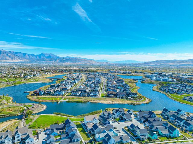 10854 S HARVEST POINT DR, South Jordan, UT 84009