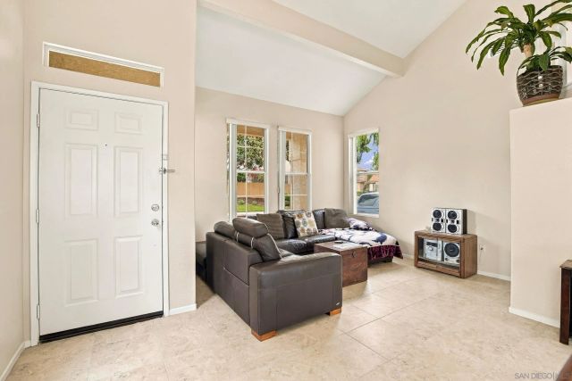4025 Ivey Vista Way, Oceanside, CA 92057